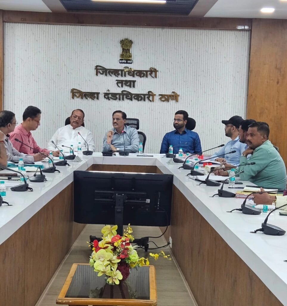 BadlapurCity | काळू धरण प्रकल्पाच्या भूसंपादन व पुनर्वसनाबाबत जिल्हाधिकारी कार्यालयात बैठक, आमदार किसान कथोरे यांनी मांडली शेतकऱ्यांची भूमिका 2 490507847 1351678203076625 7208521168786660603 n