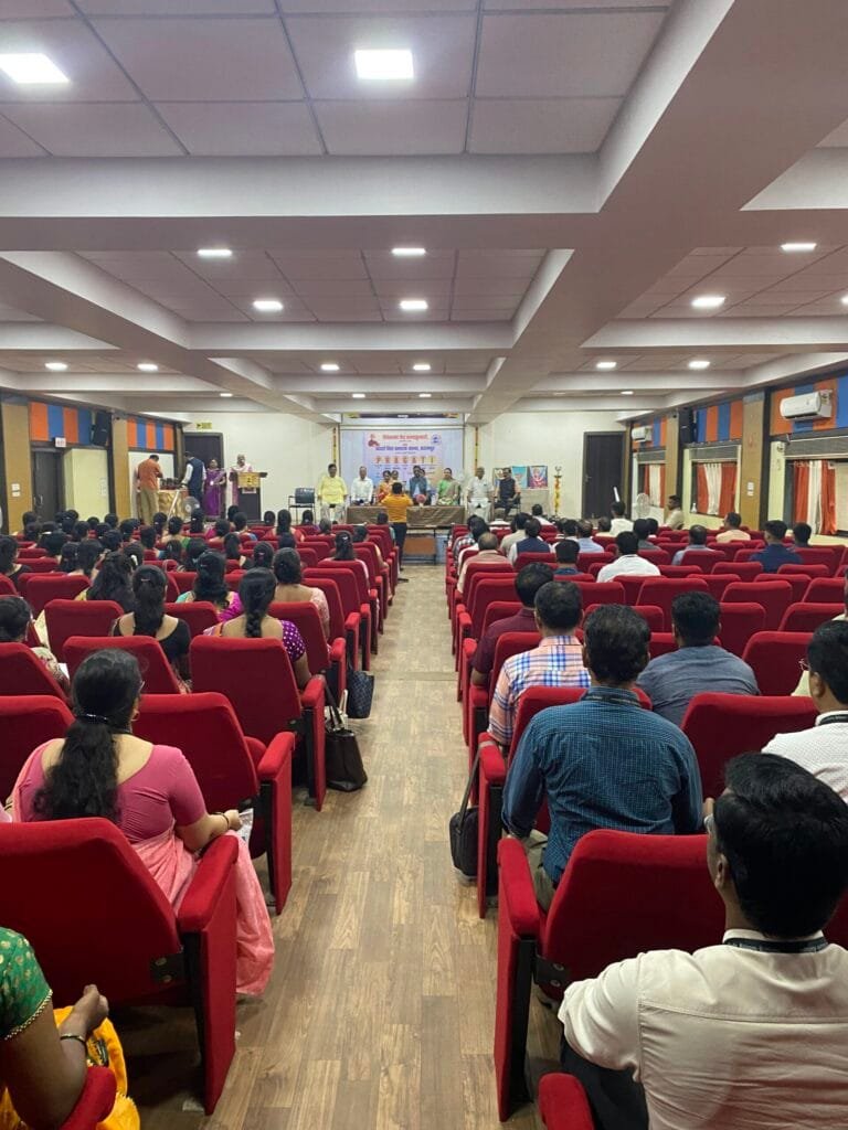 BadlapurTimes | बदलापूरमध्ये ‘केअर फॉर टीचर्स’ उपक्रमांतर्गत शिक्षकांसाठी प्रेरणादायी संवाद सत्र 2 IMG 0104 1