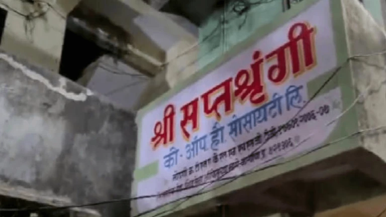 One person arrested after slab collapse in kalyan.1578947368421&height=806&w=768&width=1164