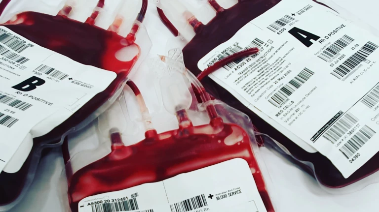 An important decision of the health department for blood banks.1578947368421&height=1999&w=768&width=1999