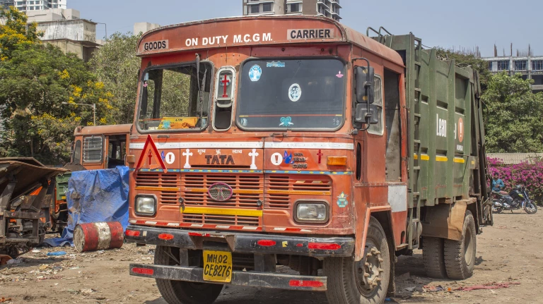 Door to door waste pickup to replace community bins across mumbai by.1578947368421&height=1632&w=768&width=2448