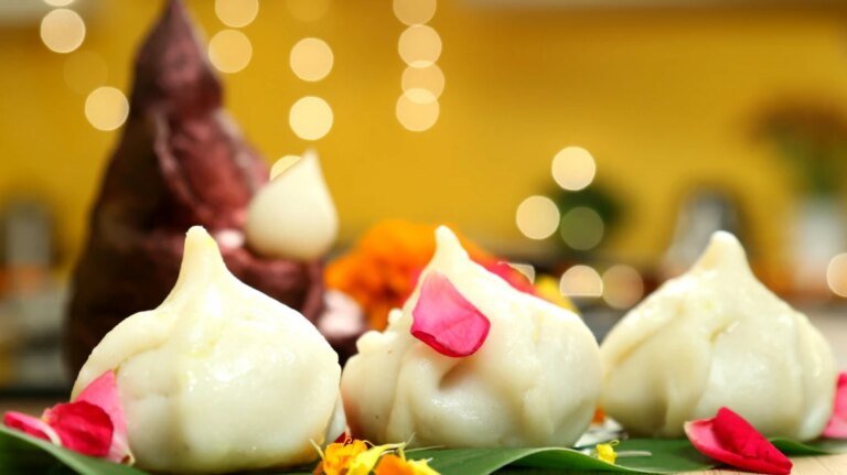 Sweet modak will be available in the train