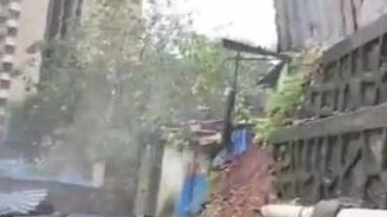 Mumbai monsoon updates chembur retaining wall collapses damages 7 slum.1578947368421&height=406&w=768&width=277