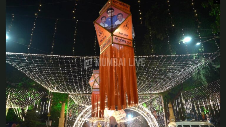 Markets are bustling for diwali shopping