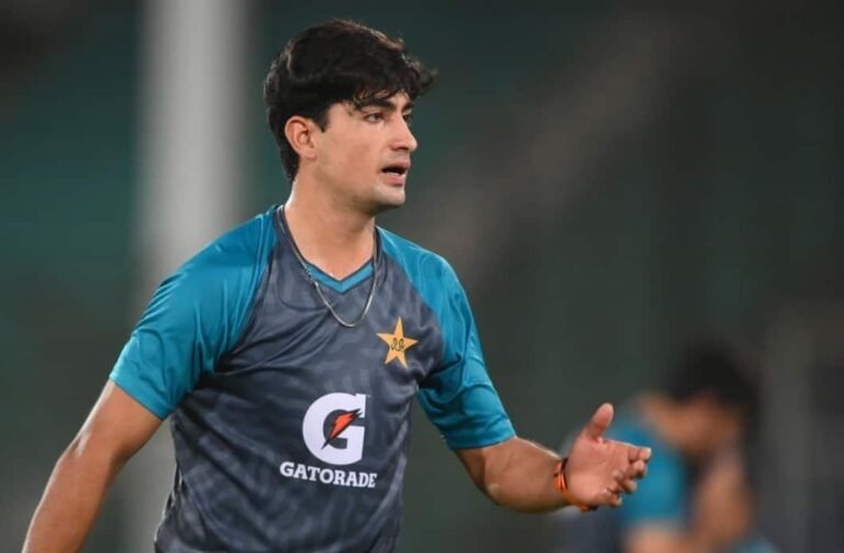 तेज गेंदबाज नसीम शाह के घर पर जमकर बरसाई गई गोलियां, परिवार के सभी लोग थे अंदर, जानिए क्या हुआ