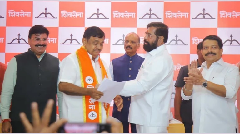 Former labour leader suhas samant quits uddhav thackerays shiv sena.1578947368421&height=775&w=768&width=1400