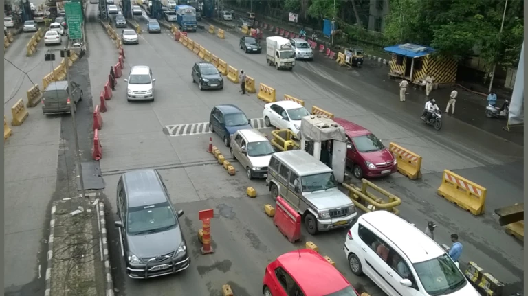 Over 30,000 traffic violations detected in thane with ai-based itms in 2 months 4 Over 30000 traffic violations detected in thane with ai based itms.1578947368421&height=497&w=768&width=871