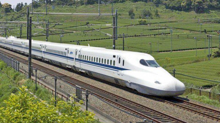 India’s first bullet train will begin operations on august 15 2027