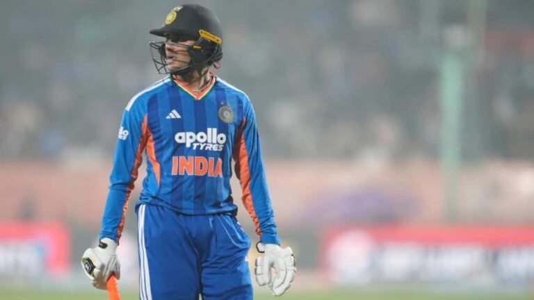 Abhishek Sharma के नाम ‘शर्मनाक’ रिकॉर्ड, टी20 वर्ल्ड कप में किसी भारतीय के साथ नहीं हुआ इतना बुरा