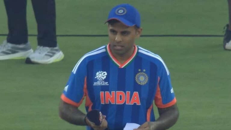 IND vs NZ Final: फाइनल में टीम इंडिया की प्लेइंग इलेवन पर क्या बोले कप्तान सूर्यकुमार, वरुण चक्रवर्ती पर सब हो गया साफ