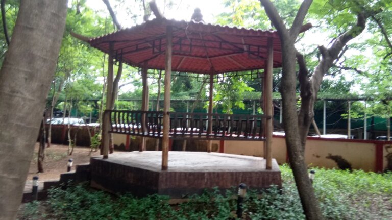 Mumbai demand for increased police patrolling in parks and playgrounds amid safety concerns