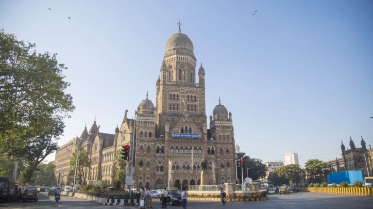 Bmc to use cctv to curb illegal garbage dumping in mumbai