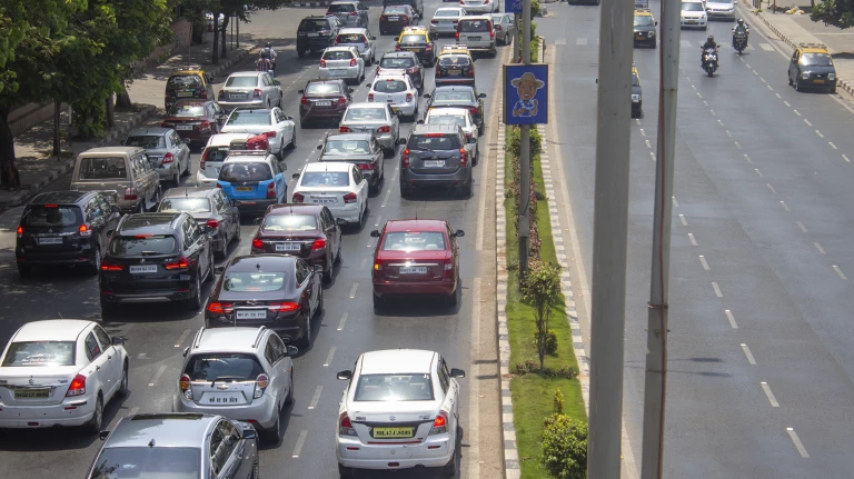 Mumbai traffic police announces odd even parking rule on key roads.1578947368421&height=1632&w=768&width=2448